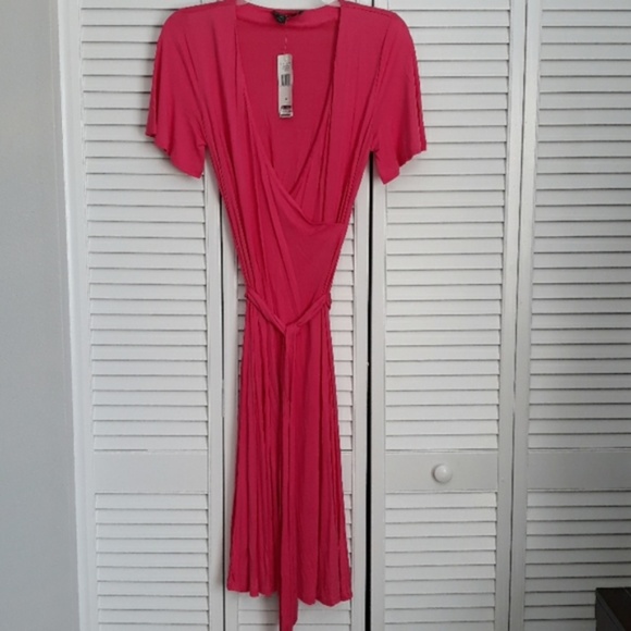 Ralph Lauren Dresses & Skirts - NWT Ralph Lauren size M silk pink dress